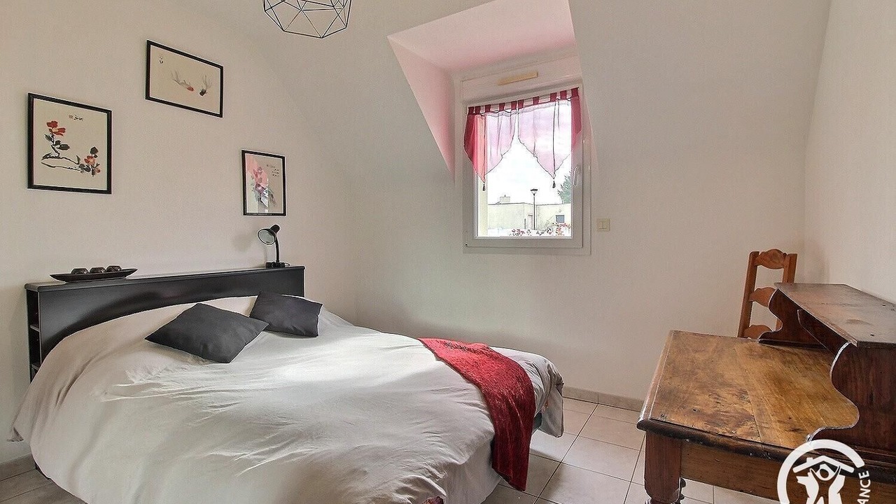 Photo of Bedroom in Plourivo