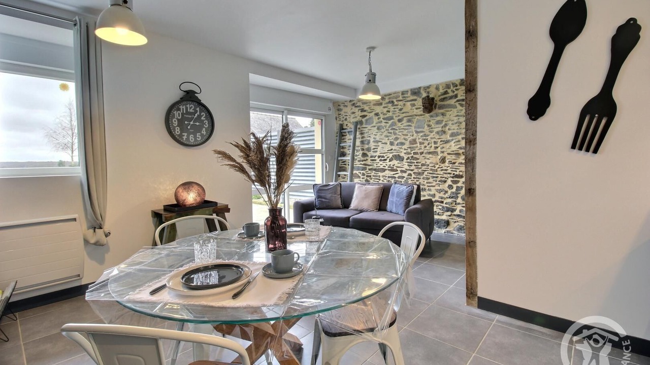 Photo of Others in Henanbihen