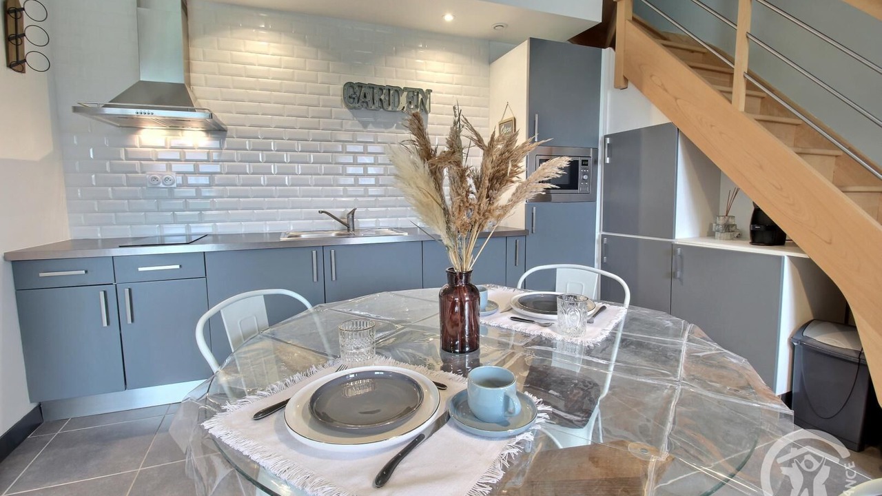 Photo of Others in Henanbihen