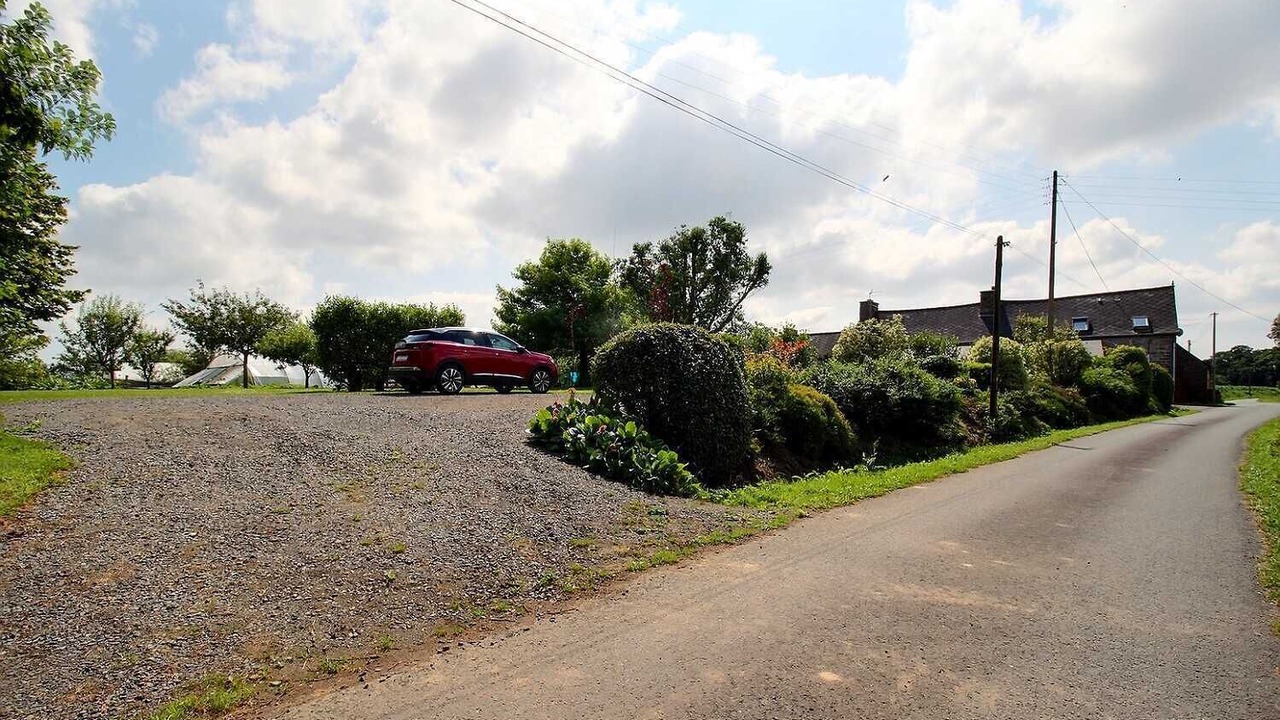 Photo of Outdoor in Yvias