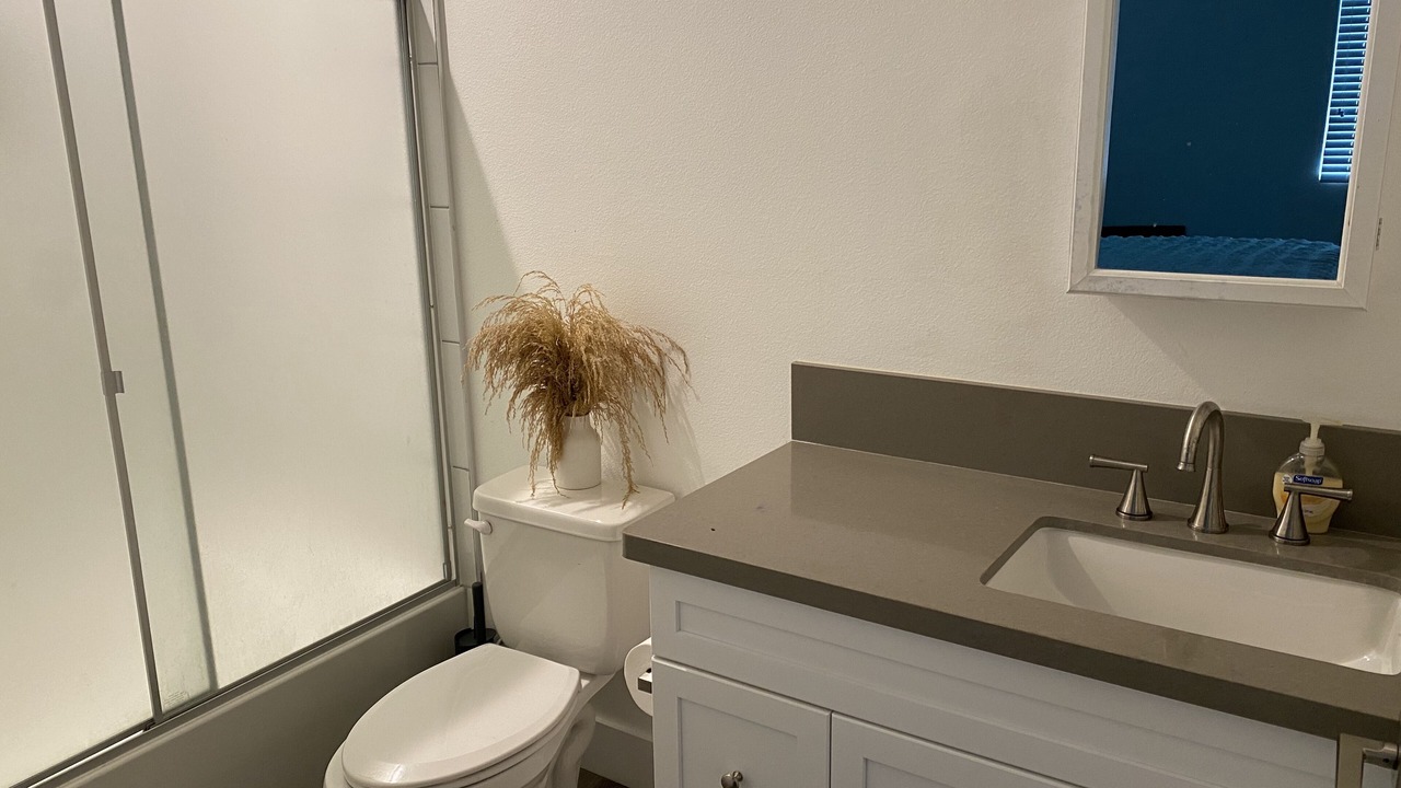 Photo of Bathroom in NoHo Arts District