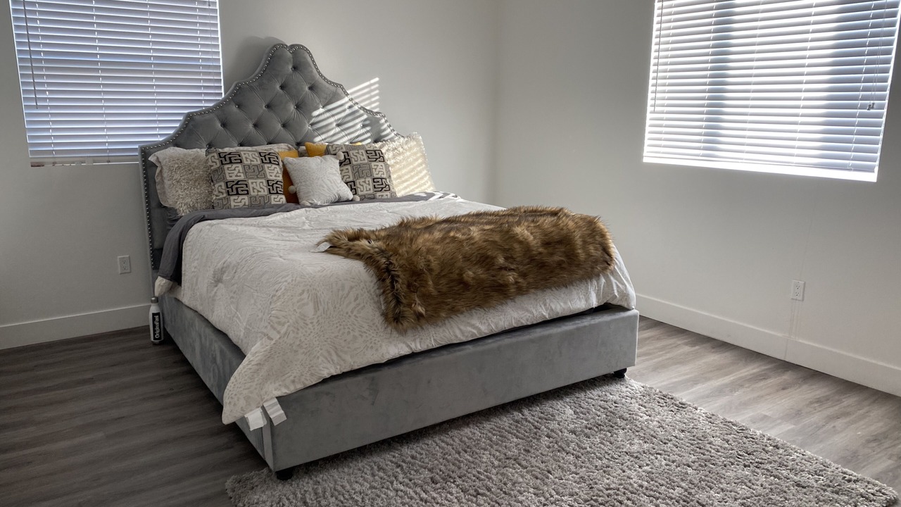 Photo of Bedroom in NoHo Arts District