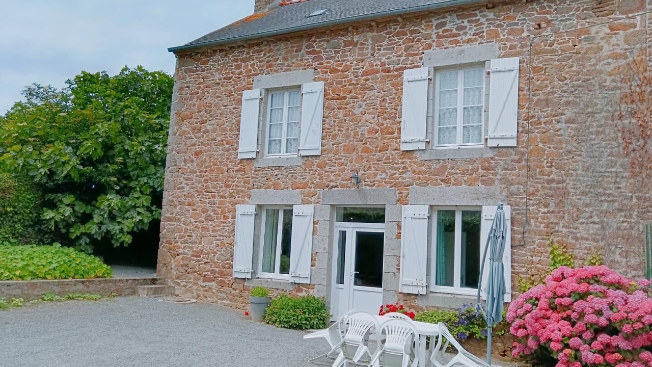 Photo of Patio Balcony in Saint-Guinoux