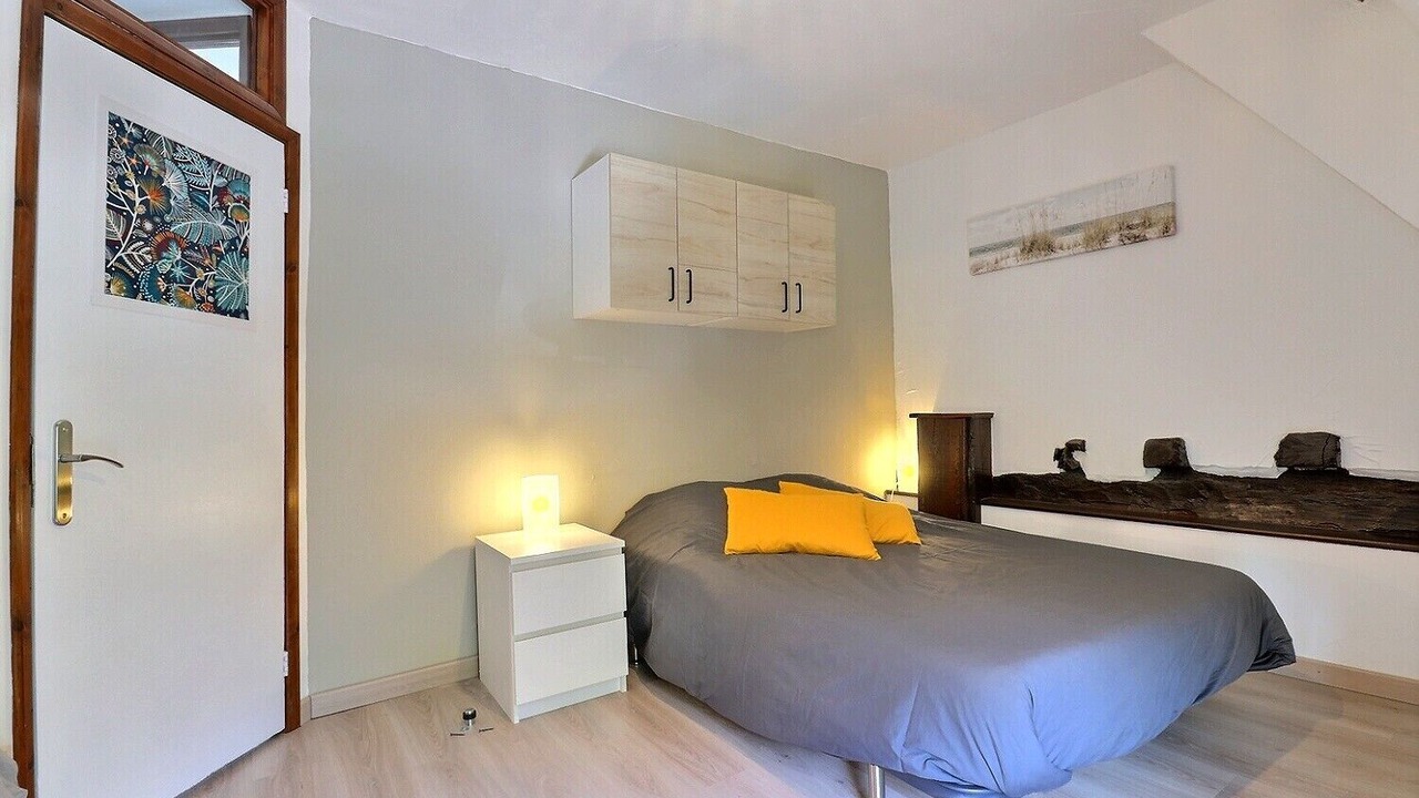 Photo of Bedroom in Parigne