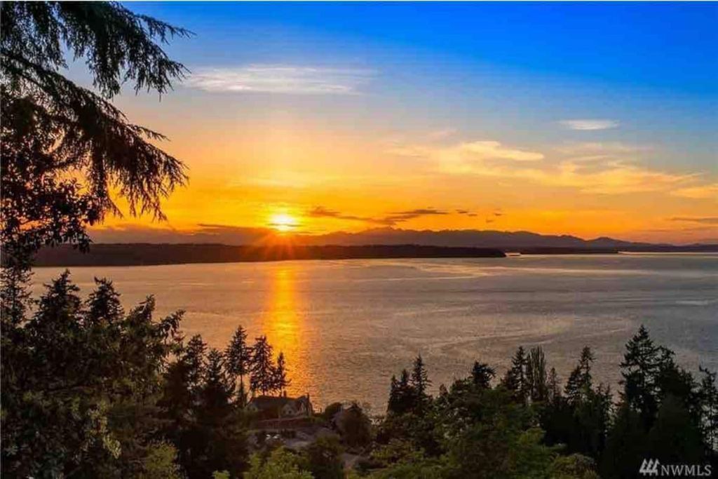 Photo of Others in Three Tree Point