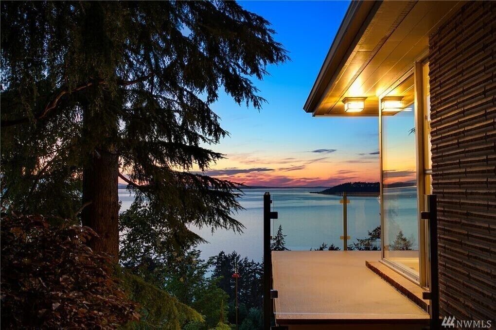 Photo of Others in Three Tree Point