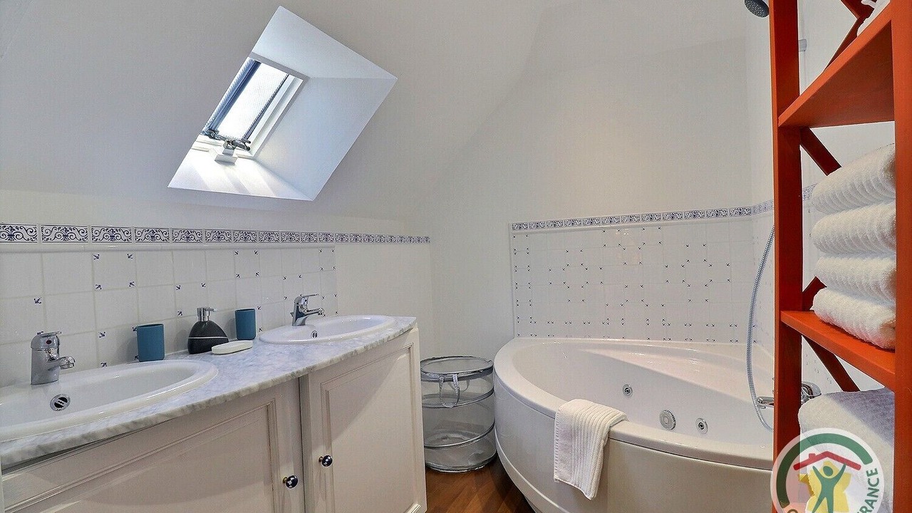Photo of Bathroom in La Ville-es-Nonais