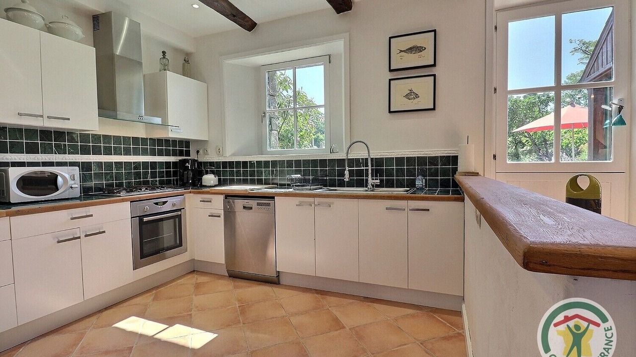 Photo of Kitchen in La Ville-es-Nonais