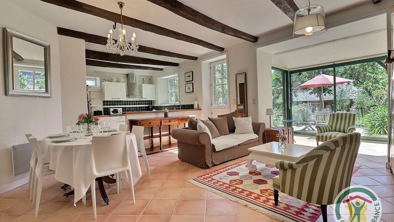 Photo of Livingroom in La Ville-es-Nonais