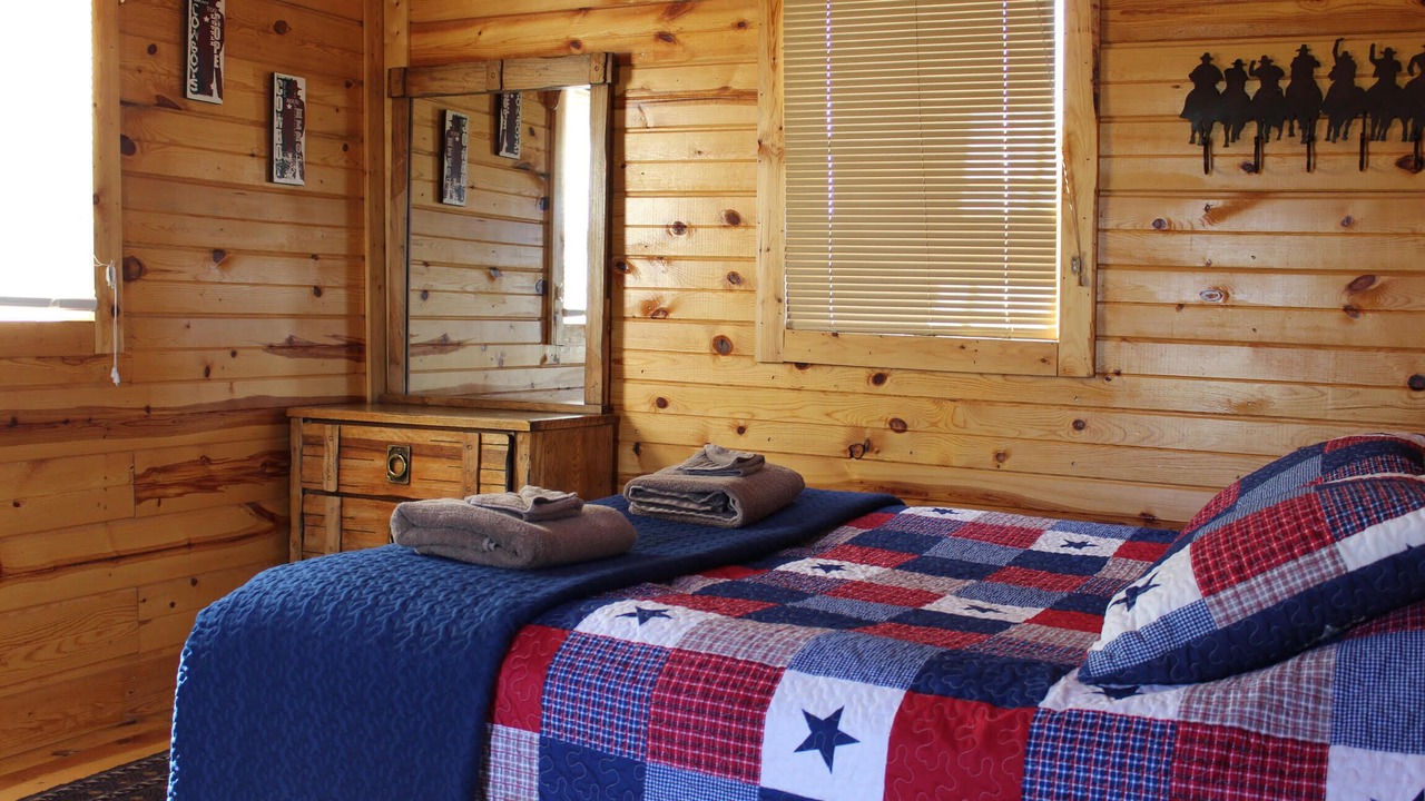 Photo of Bedroom in Sundance