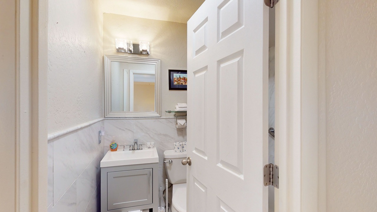 Photo of Bathroom in Shadow Mountain