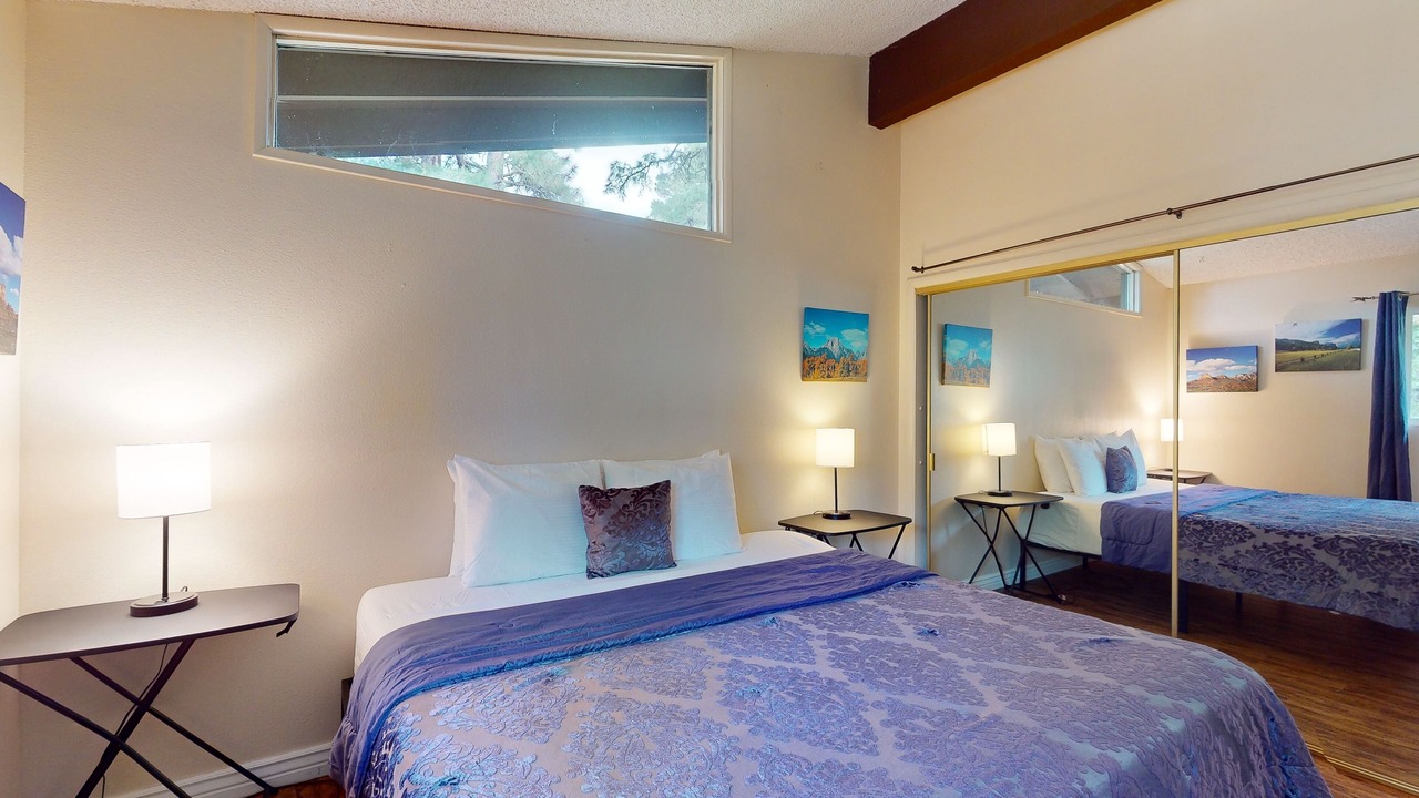 Photo of Bedroom in Shadow Mountain