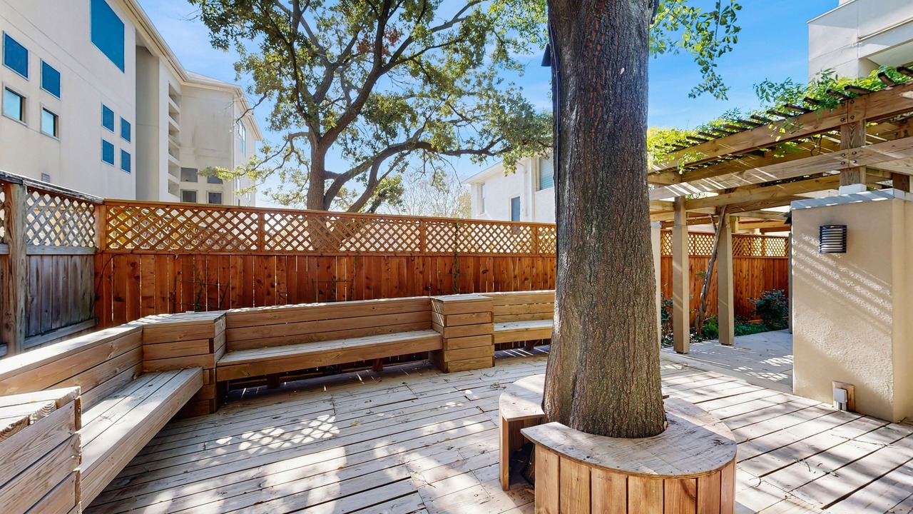 Photo of Patio Balcony in Montrose