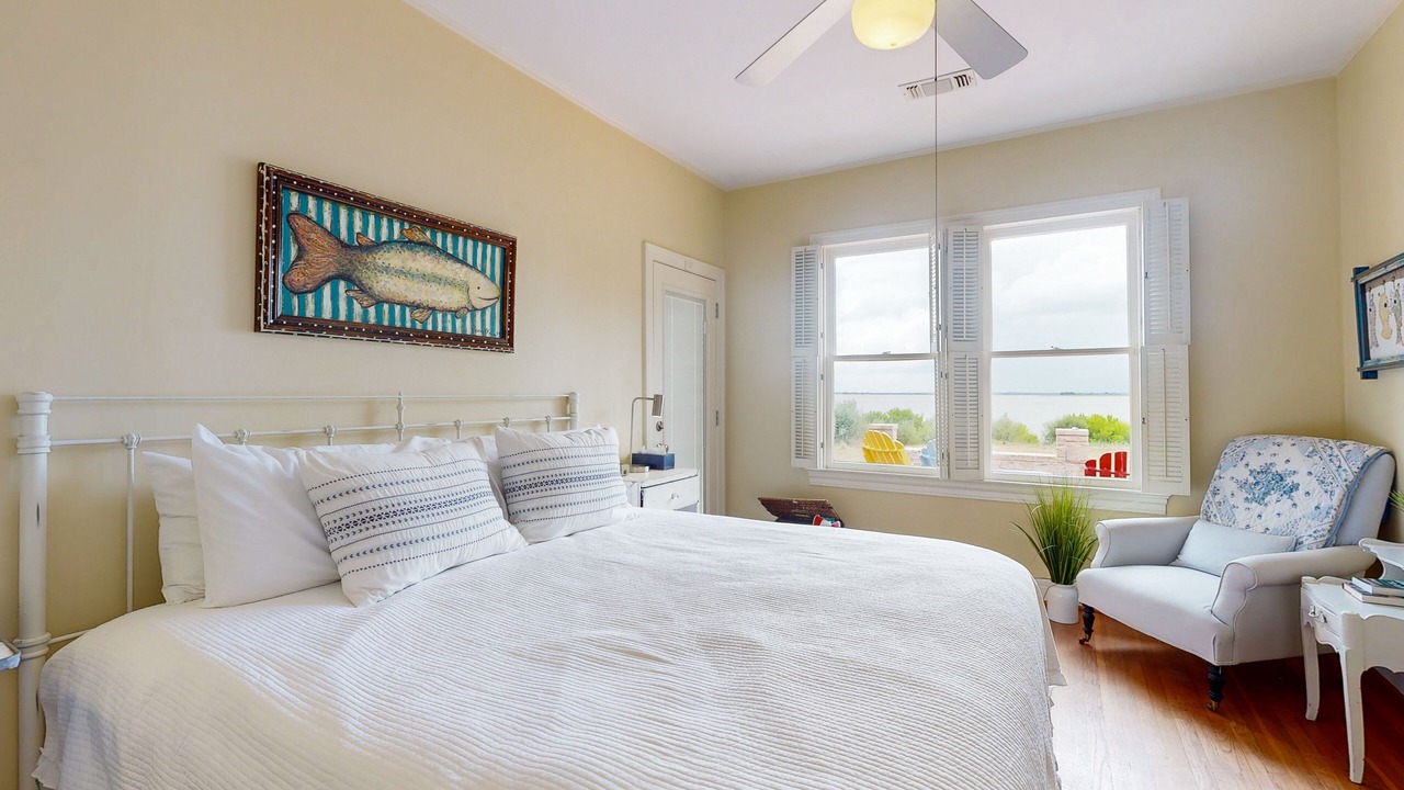 Photo of Bedroom in Silver Creek Village