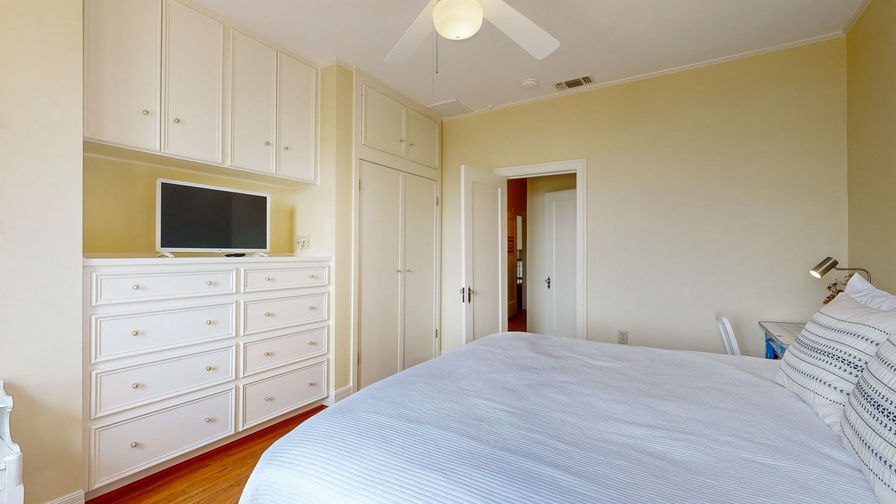 Photo of Bedroom in Silver Creek Village