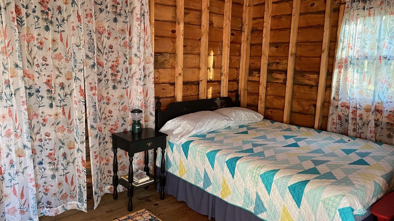 Photo of Bedroom in Eastport