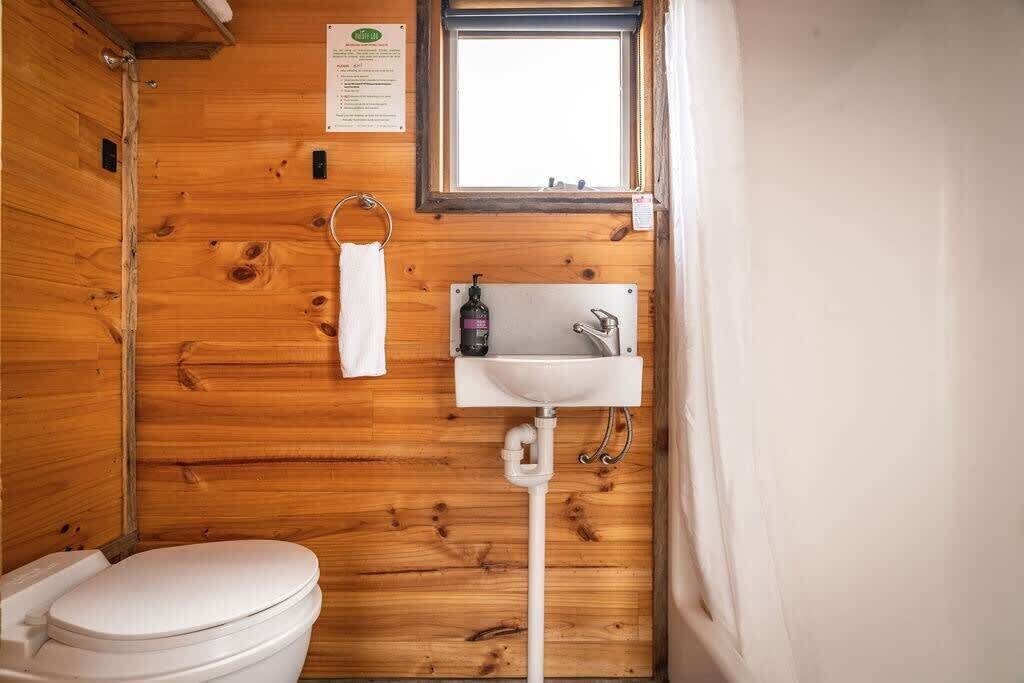 Photo of Bathroom in Monegeetta