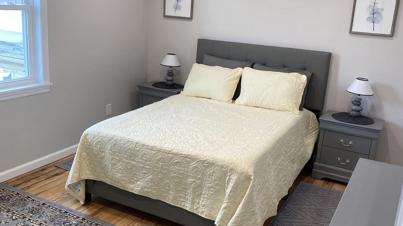 Photo of Bedroom in Long Beach