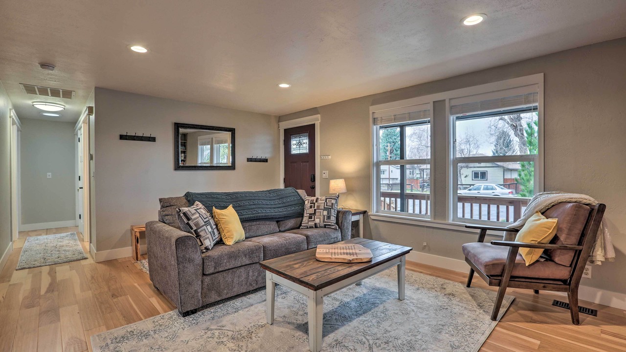 Photo of Livingroom in Redmond