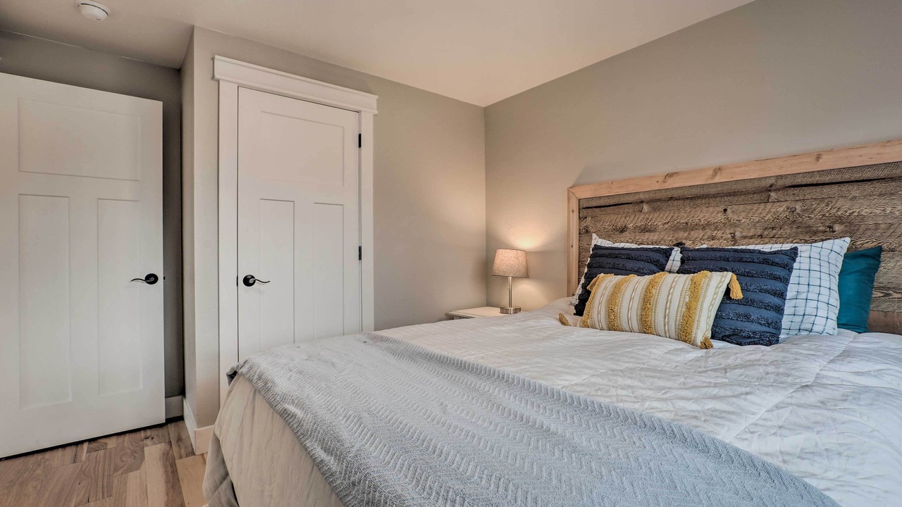 Photo of Bedroom in Redmond