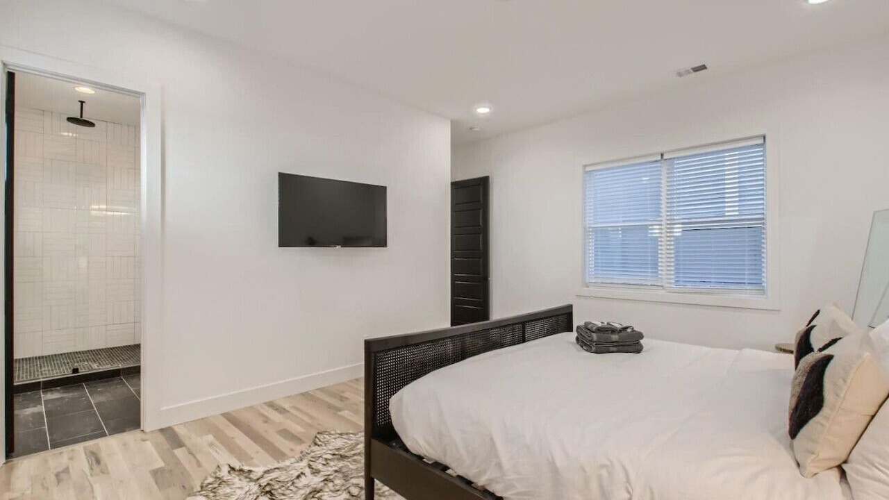 Photo of Bedroom in Berry Hill