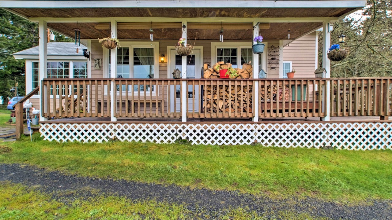 Photo of Outdoor in Coos Bay