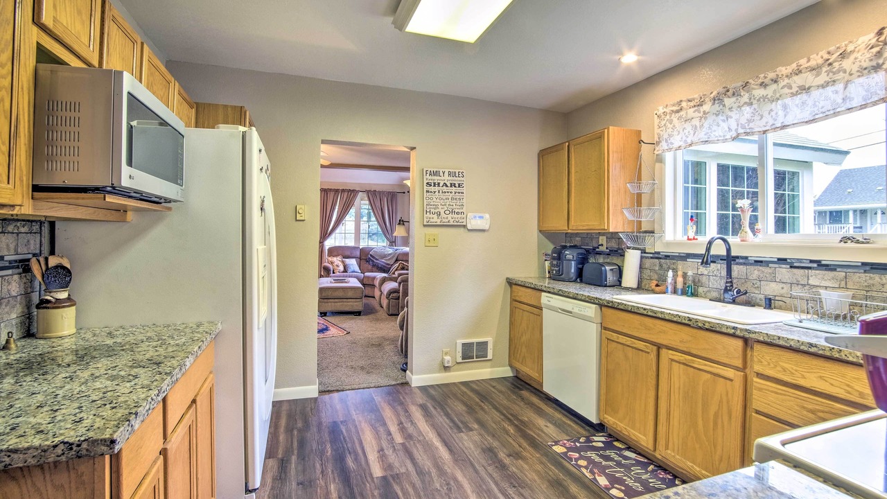 Photo of Others in Coos Bay