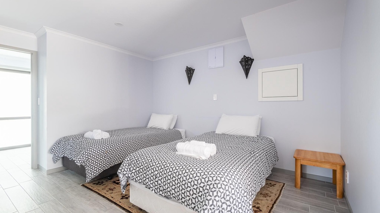 Photo of Others in Lynmore