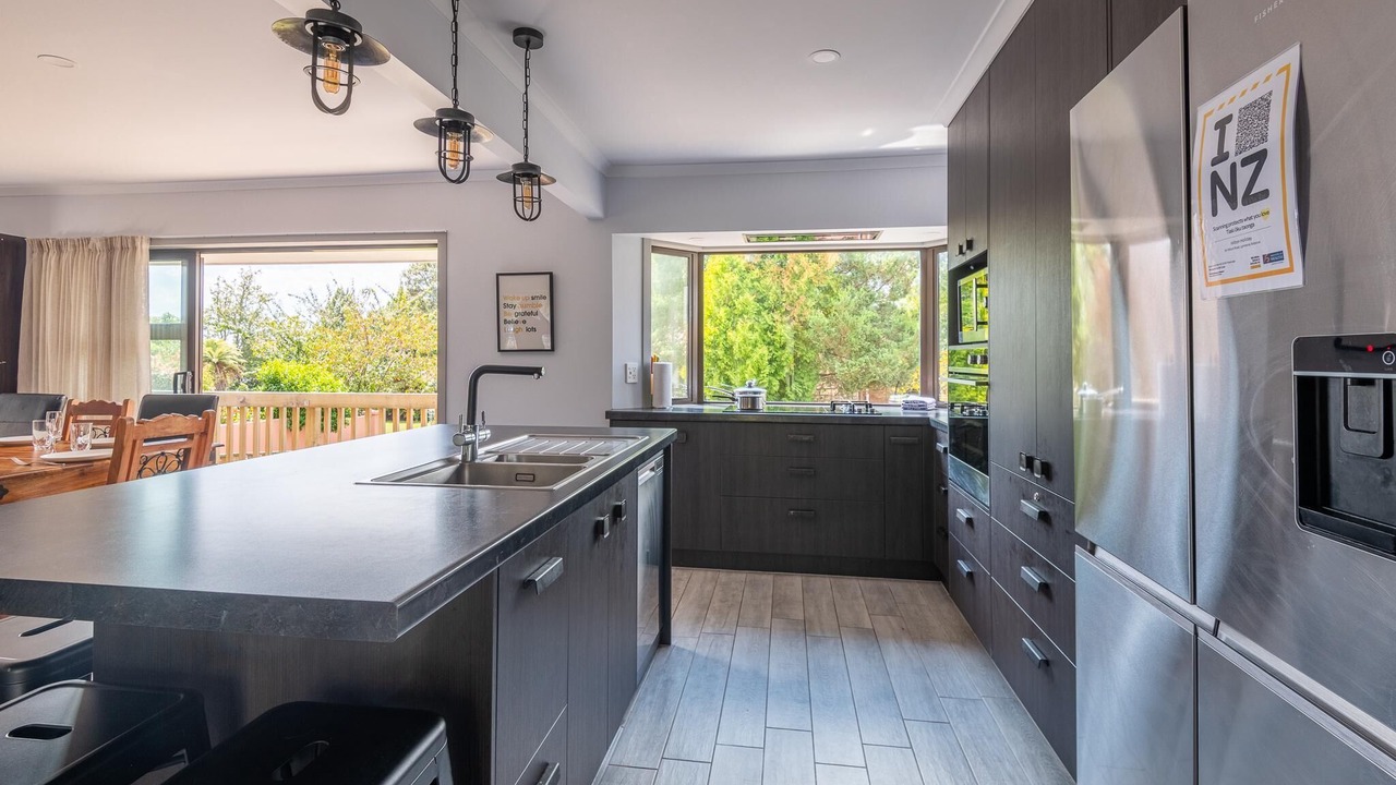 Photo of Others in Lynmore