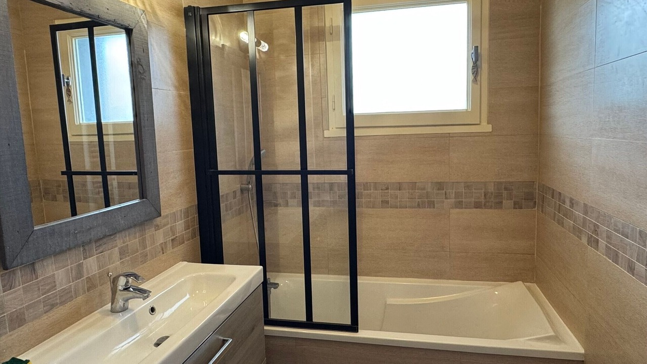 Photo of Bathroom in Cabourg