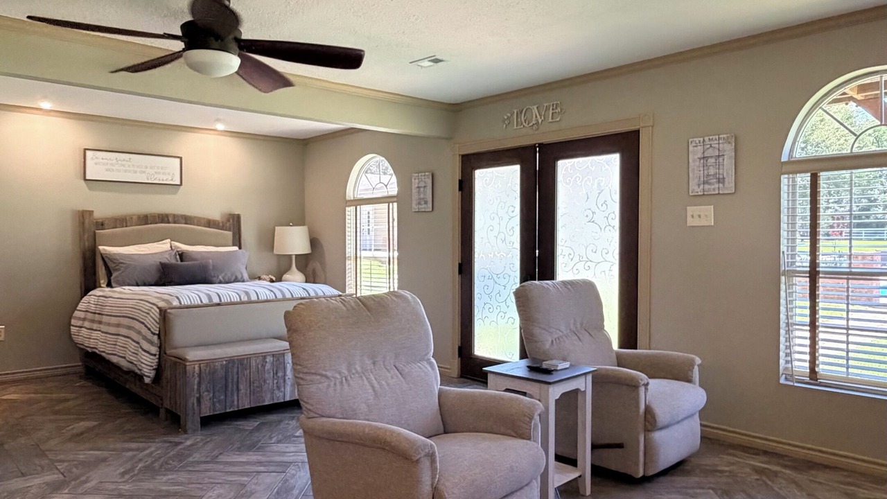 Photo of Bedroom in Crockett