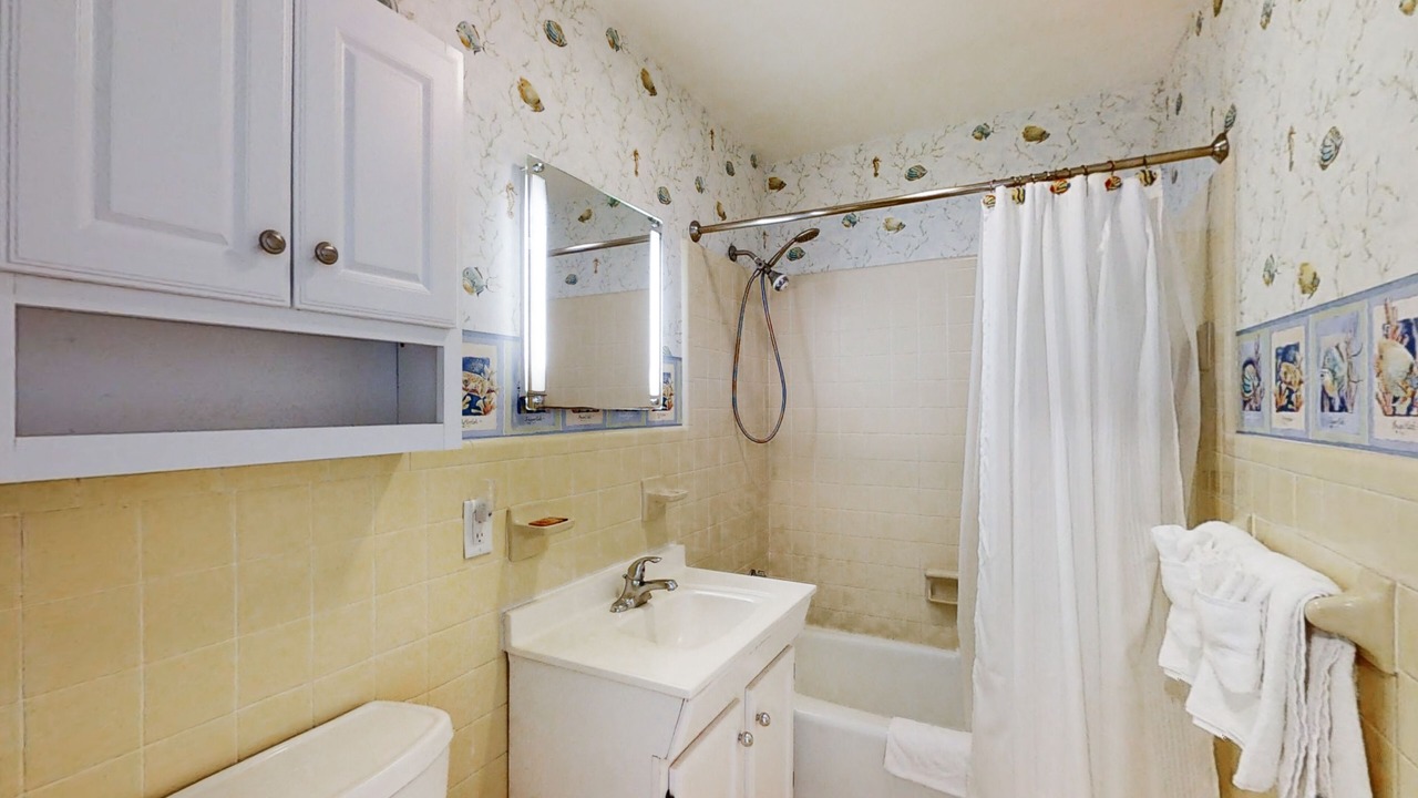 Photo of Bathroom in Pine Knoll Shores