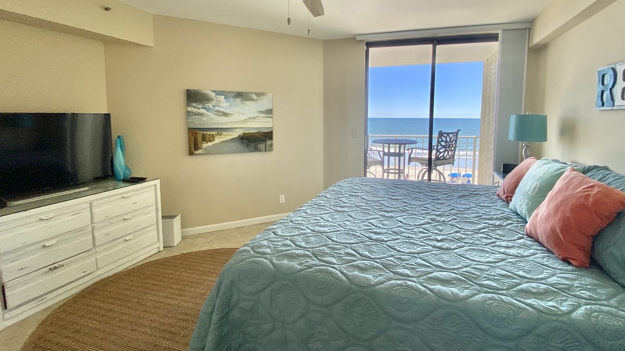 Photo of Bedroom in Garden City