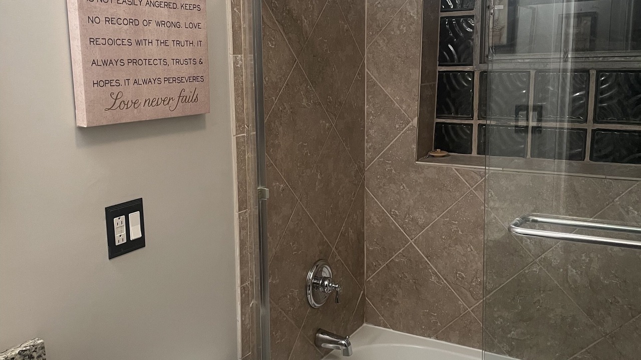 Photo of Bathroom in Hillside