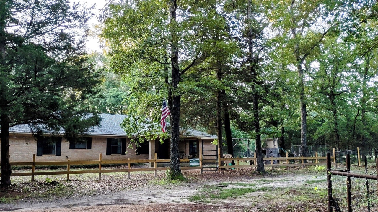 Photo of Outdoor in Flint