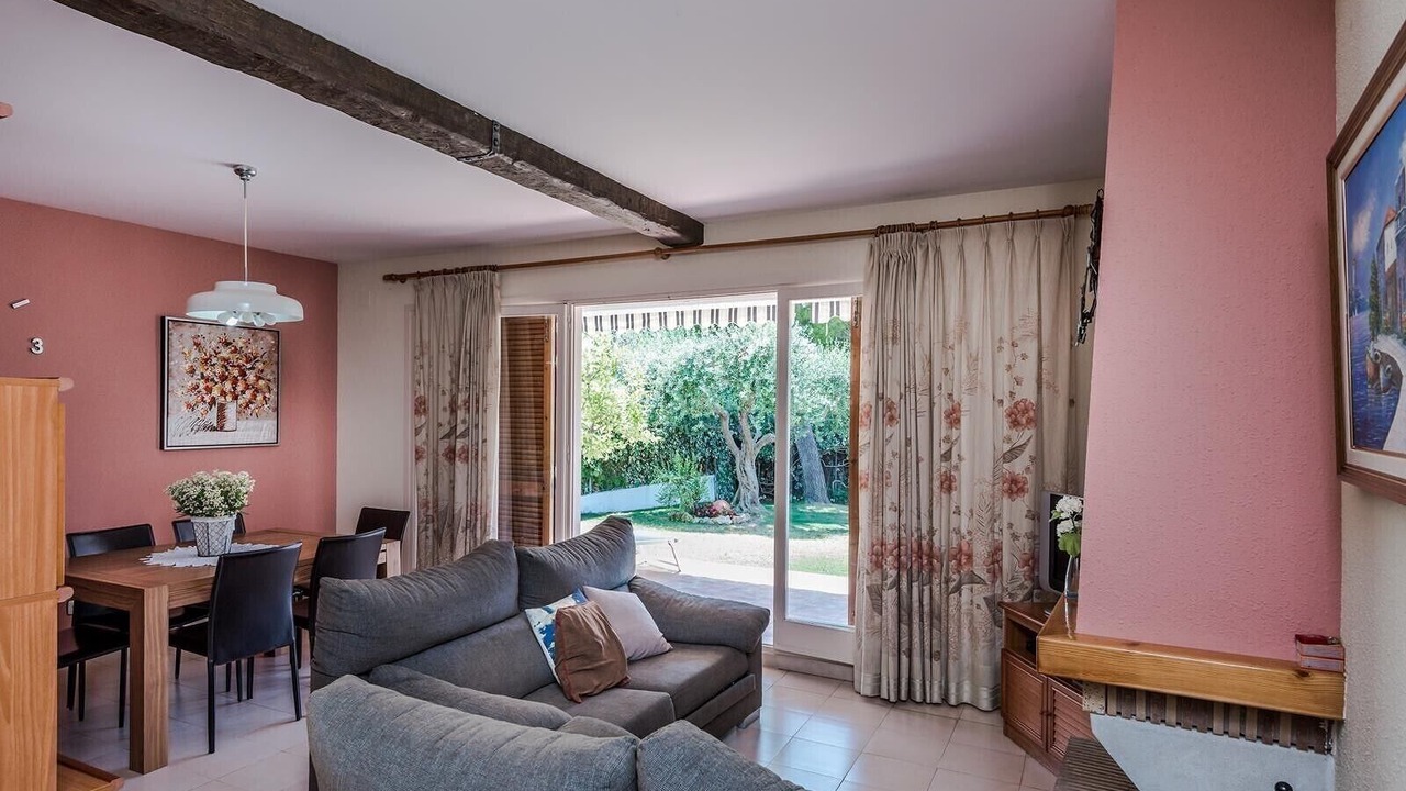 Photo of Livingroom in Roda de Bara