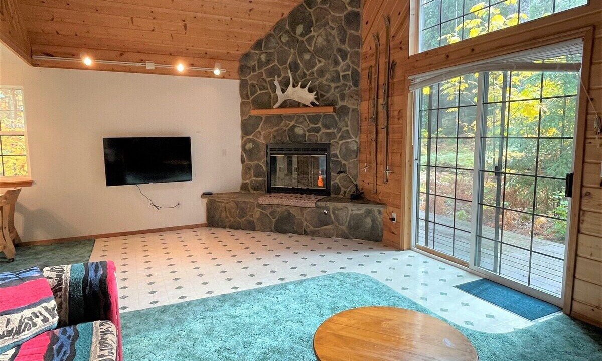 Photo of Livingroom in Packwood