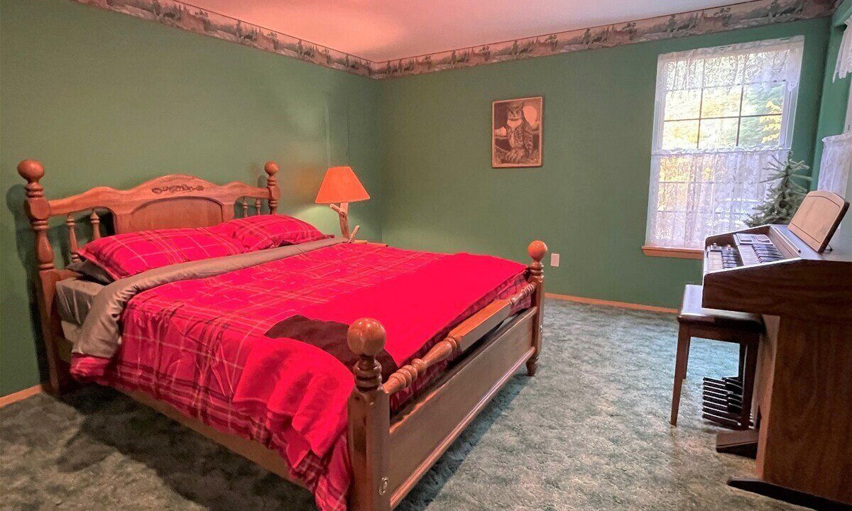 Photo of Bedroom in Packwood