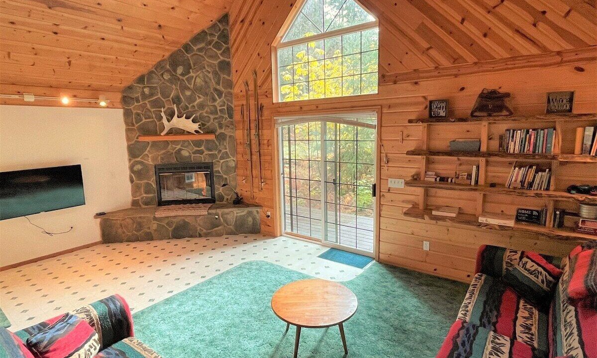 Photo of Livingroom in Packwood