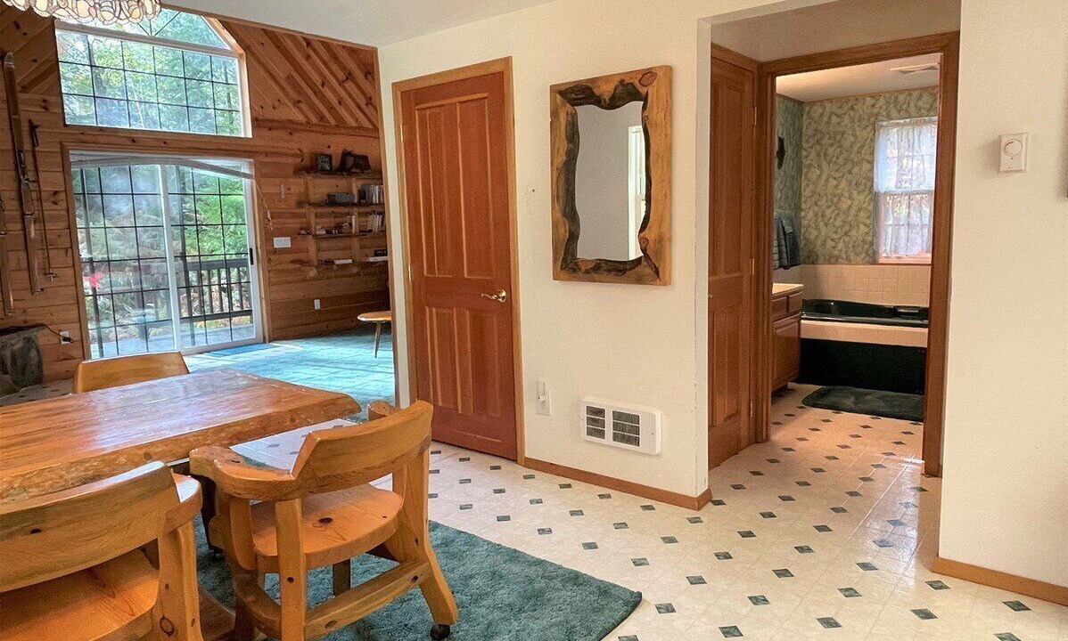 Photo of Others in Packwood