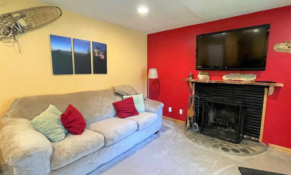 Photo of Livingroom in Packwood