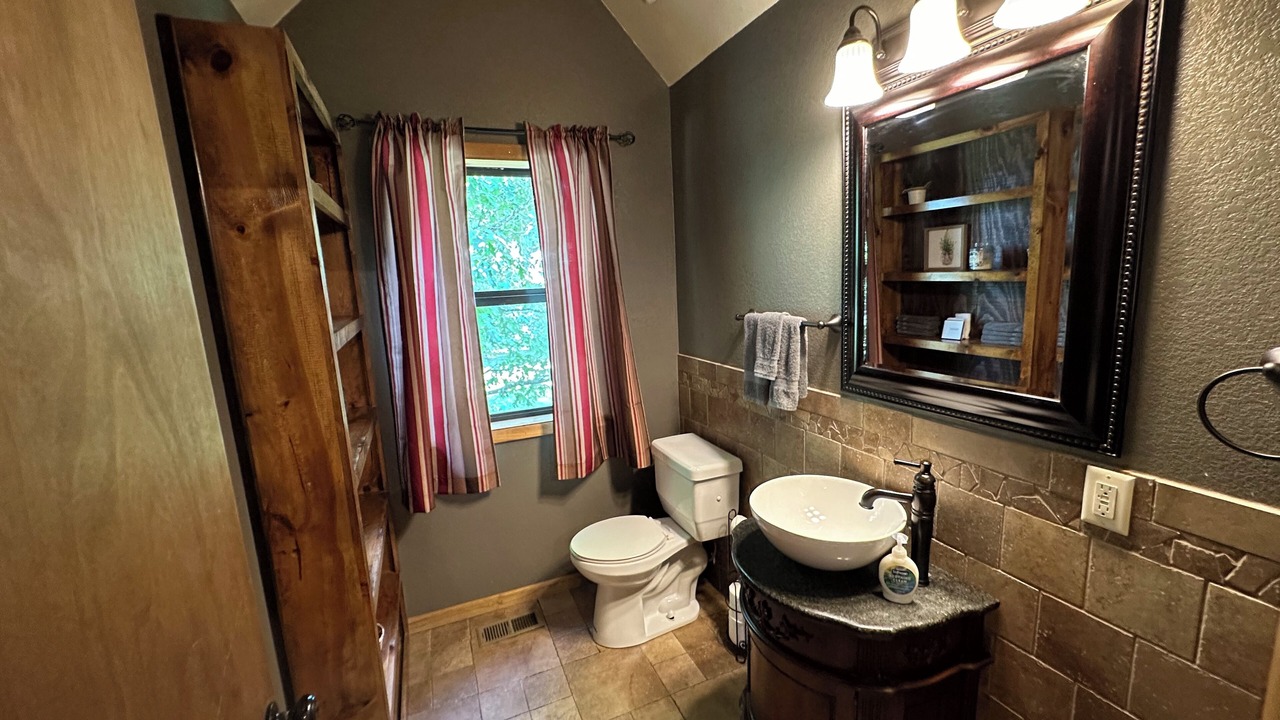 Photo of Bathroom in Smithville