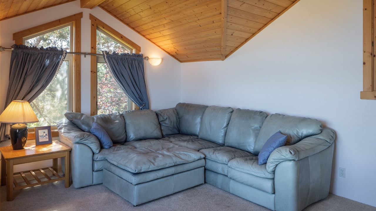 Photo of Livingroom in Lopez Island