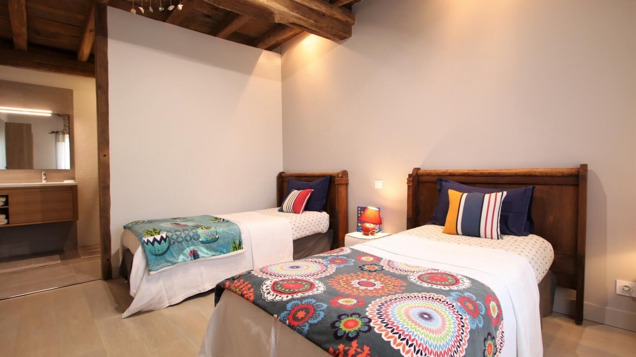 Photo of Bedroom in Sare