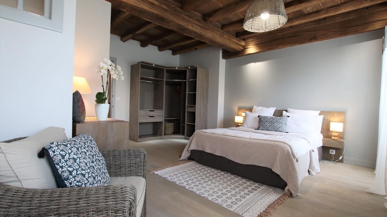 Photo of Bedroom in Sare