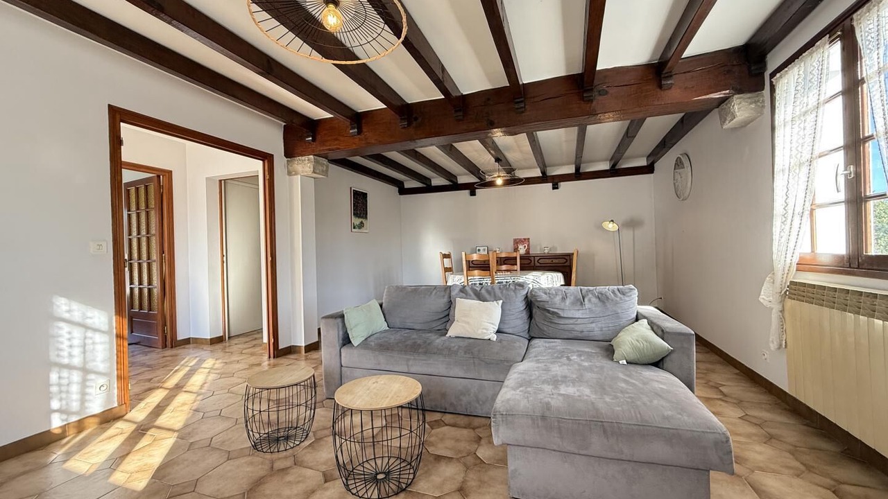 Photo of Livingroom in Arbonne