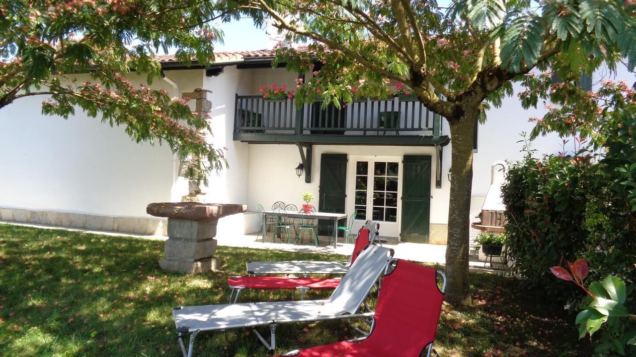 Photo of Patio Balcony in Mendive