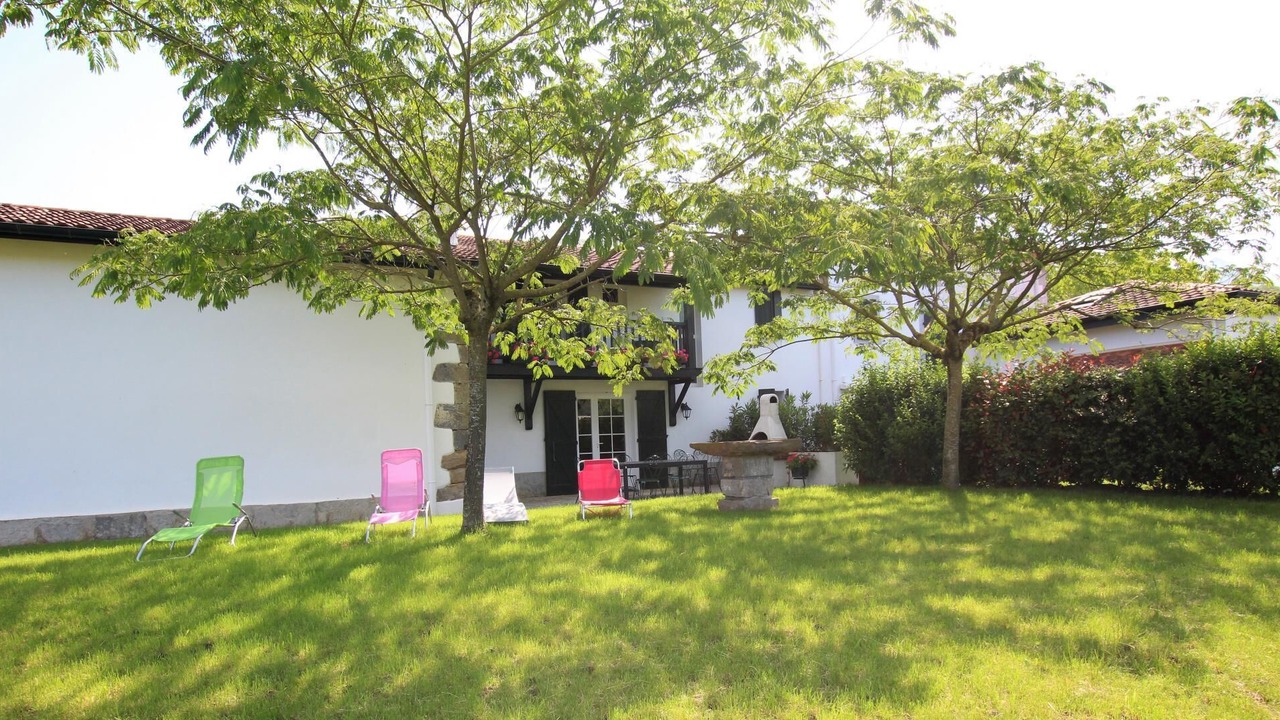 Photo of Outdoor in Mendive