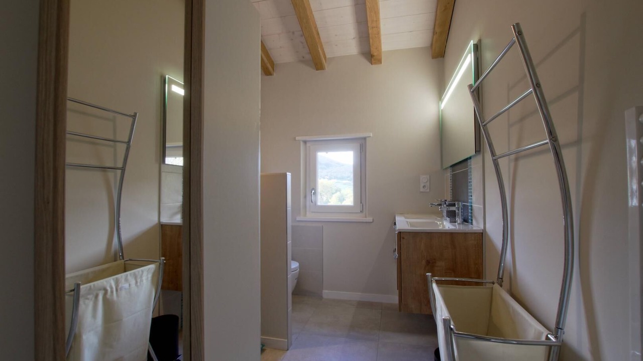 Photo of Bathroom in Sare