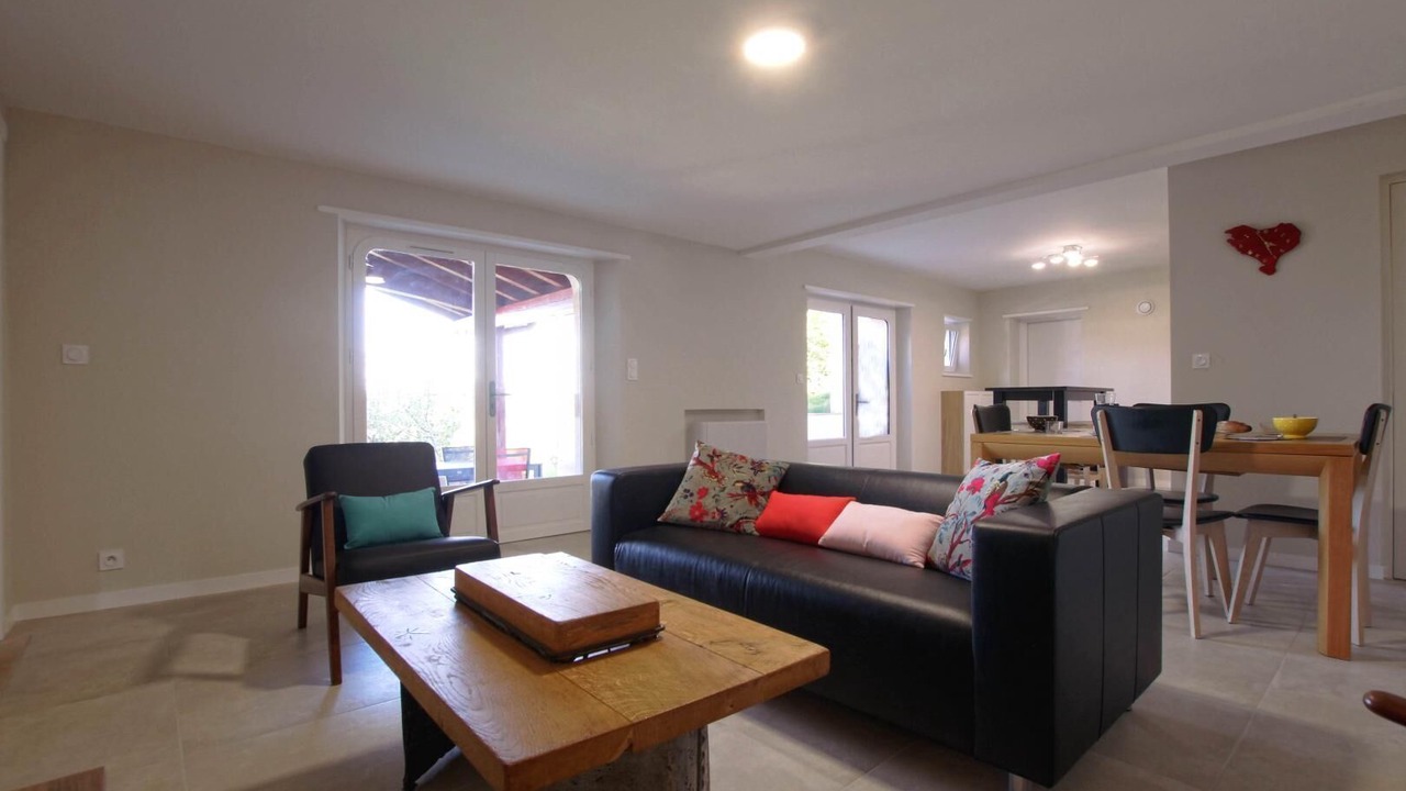 Photo of Livingroom in Sare